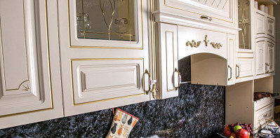 Кухня угловая 1,7х2,6 лев."Джемма" (Бежевый/Золото/Кастилло темн.) (МДФ/Лак) /Sk/Pg - 2