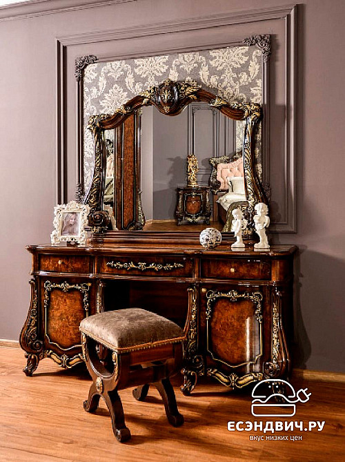 Спальный гарнитур 7 предм. "Джульетта" (МДФ) (Корень дуба глянец/Патина/Бархат) UgMs