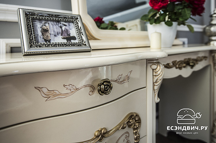 Спальный гарнитур 6 предм. "Джованни" (МДФ) (Крем глянец/Патина/Лак/Шелкография) UgEn/К2