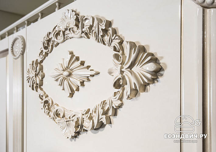 Тумба 1000 угловая (универс.угол) "Маэстро" (МДФ) (Крем глянец/Патина/Лак) UgVr