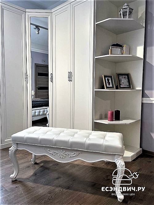 Шкаф 6-ти дв.2/2/2 284 с зерк. (декор.торцы) (штанга) "Лейла" (Белый матовый) (МДФ/Патина/Лак) UgMh